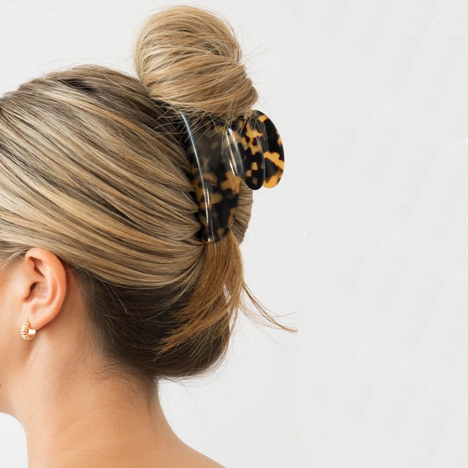 France Luxe Couture Claw Clip French Classic Large In Tokyo — image 3 of 8